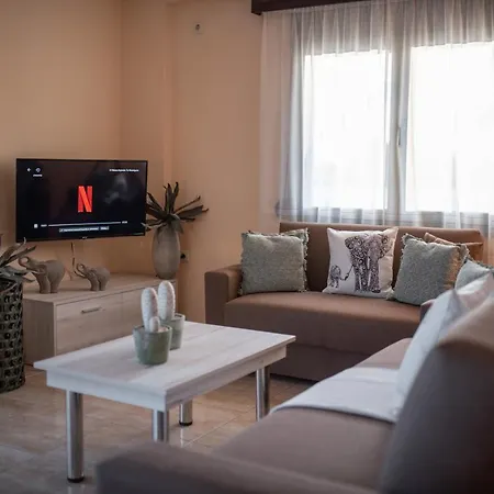 Apartment Libyan Sea Luxury 1 *